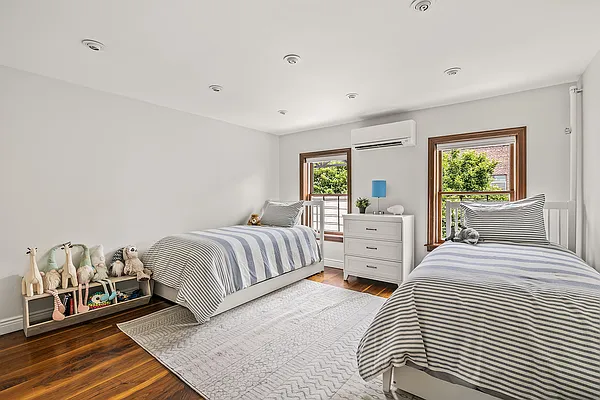 Sold by Corcoran | media 10