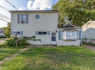 816 N Concourse, Keyport, NJ 07735