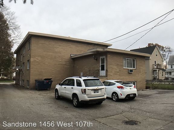3rd image of 1456 W 107th St APT 13