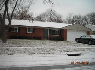 433 Ridgecrest Dr, Dayton, OH 45449