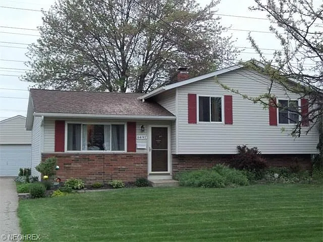 6492 Wolf Rd photo 1