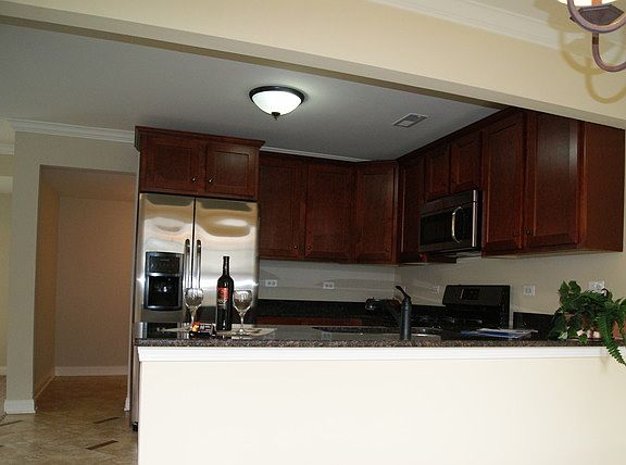 4th image of 763 Four Seasons Blvd