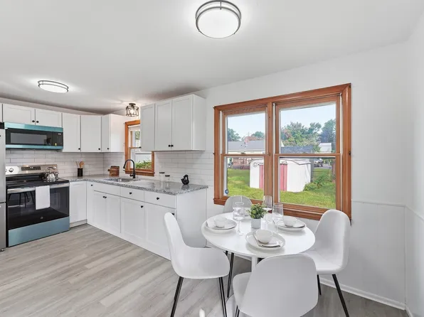 30 French St, Springfield, MA 01104