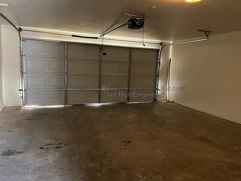 3509 Price Cir — Photo 12