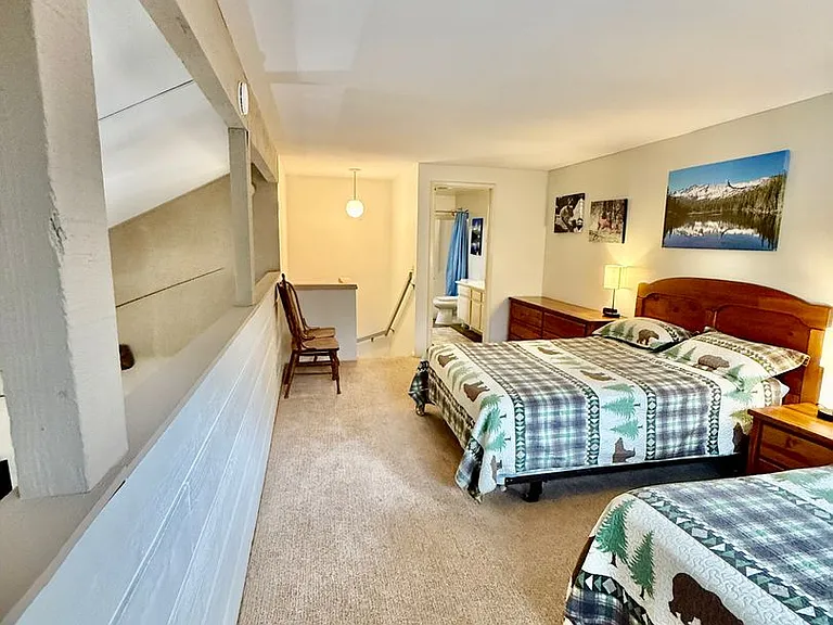 2289 Sierra Nevada Rd — Photo 32