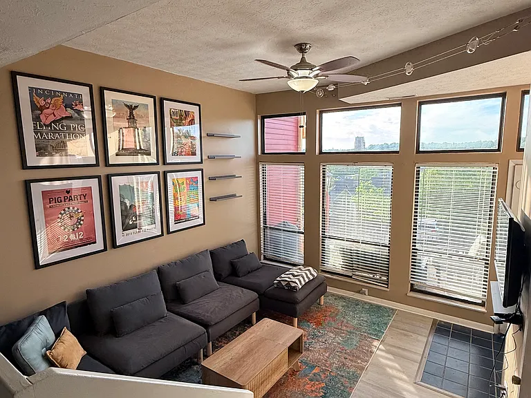 556 Tusculum Ave #556 — Photo 7