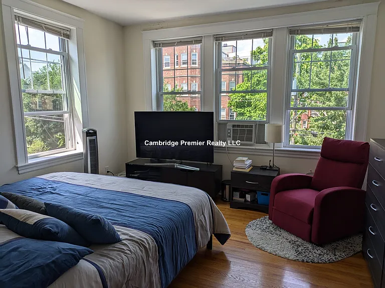 147 Summer St #1 — Photo 15