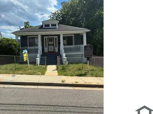 6107 Foote St, Fairmount Heights, MD 20743