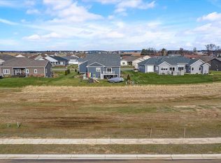 2001 Mulberry St, Sauk City, WI 53583