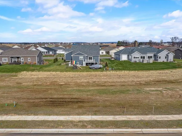 2001 Mulberry St, Sauk City, WI 53583
