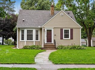 2832 Idaho Ave S, Saint Louis Park, MN 55426