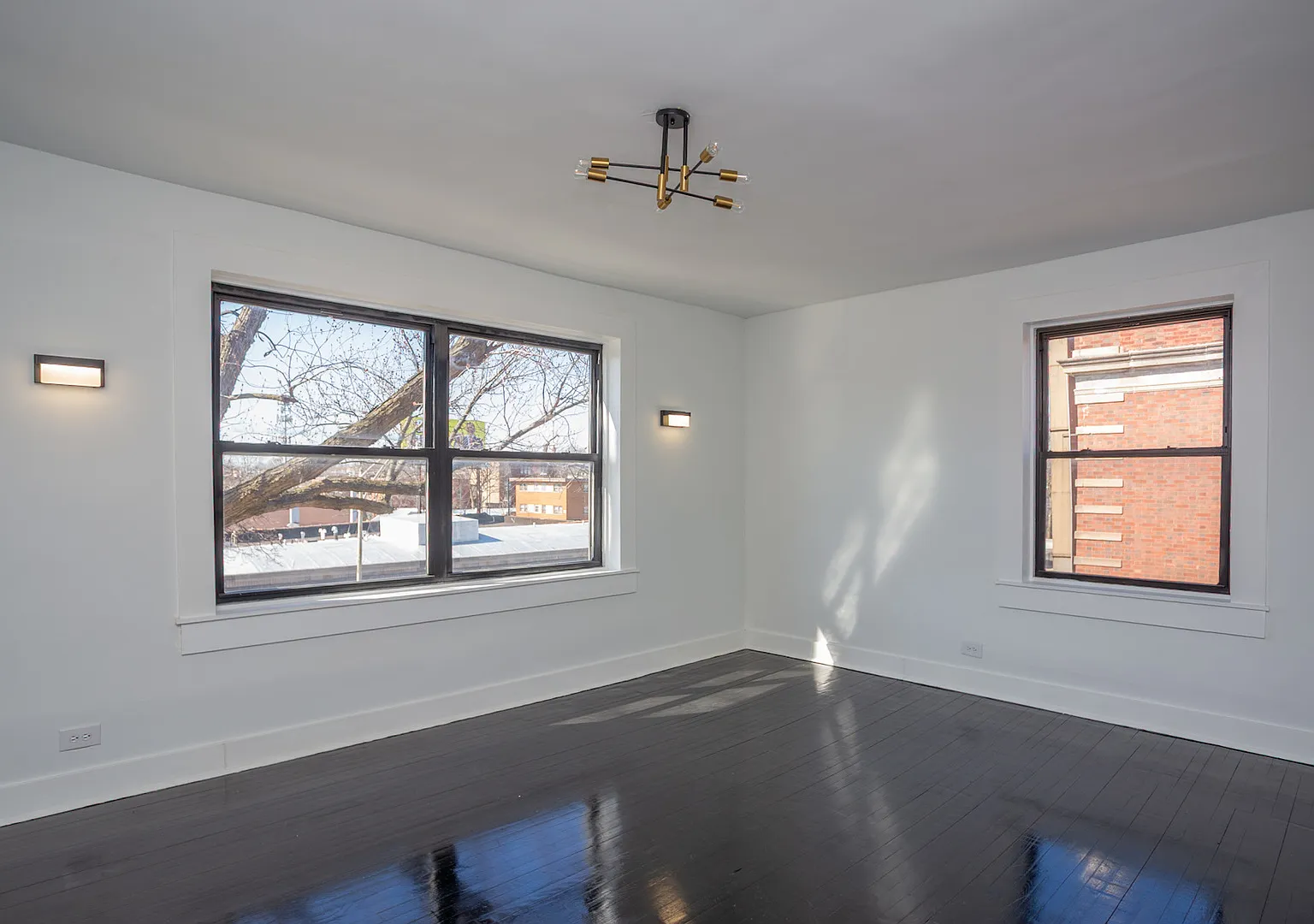 2 bed, 850 sqft, $1,600 — Photo 4