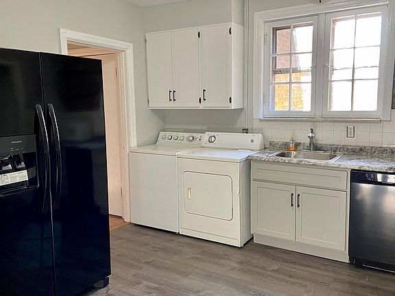 4th image of 7238 Pershing Ave #2F