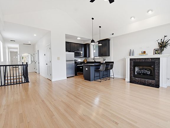 3rd image of 6534 S Kimbark Ave #3