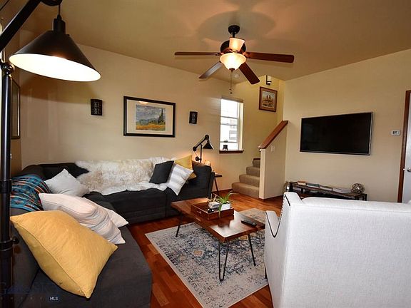 2nd image of 4354 Glenwood Dr Unit A