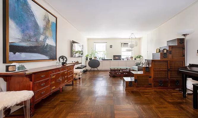 1st image of 325 E 77th St #2CC