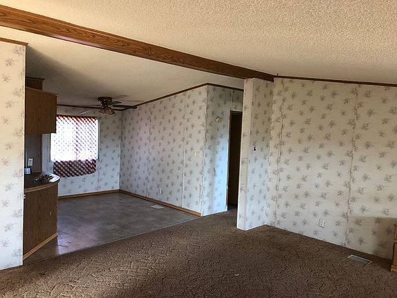 5th image of 88 Metzger Dr