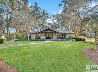 104 Country Club Dr, Savannah, GA 31410