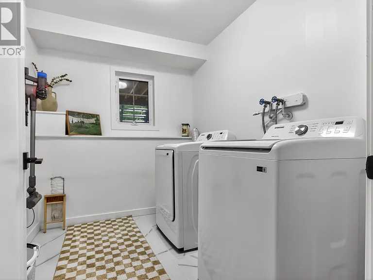 38 Charles Meade Dr — Photo 23
