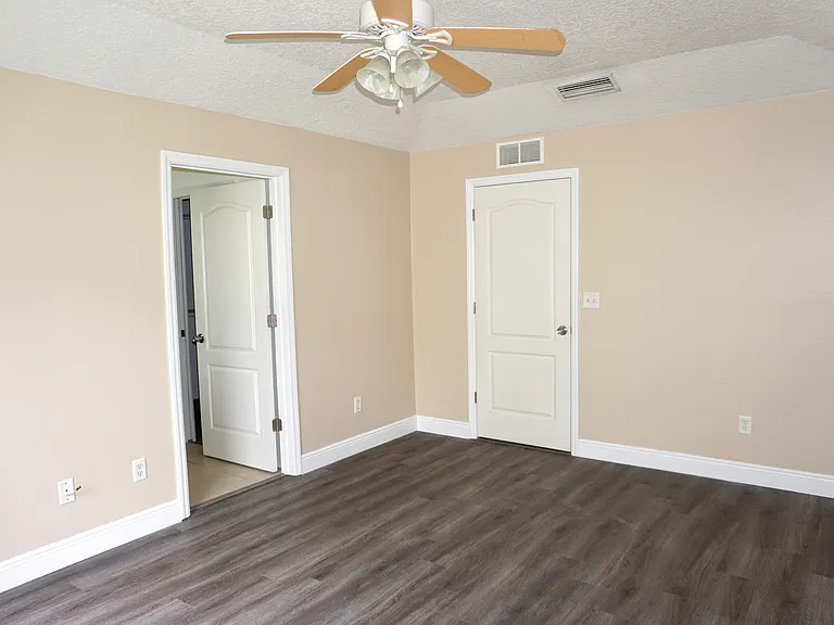 46 Wellwood Ln #A — Photo 6