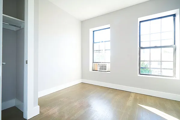 Rented by Lodger Corp | media 40