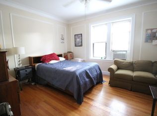 3223 W Balmoral Ave #1, Chicago, IL 60625