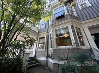 1422-1426 SW Harrison St #1422, Portland, OR 97201