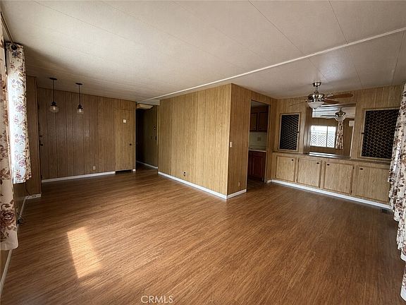 5th image of 12147 Lakeland Rd #32