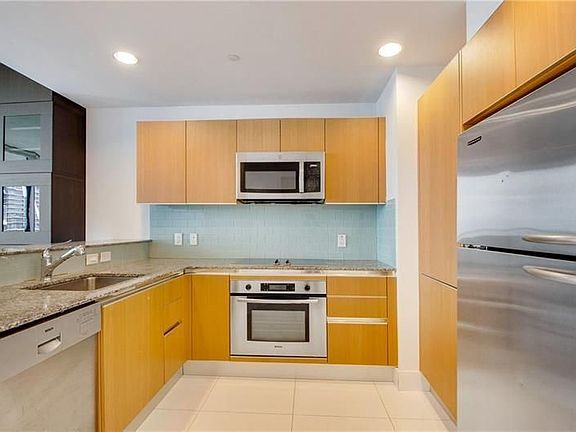 2nd image of 1050 Brickell Ave APT 3222