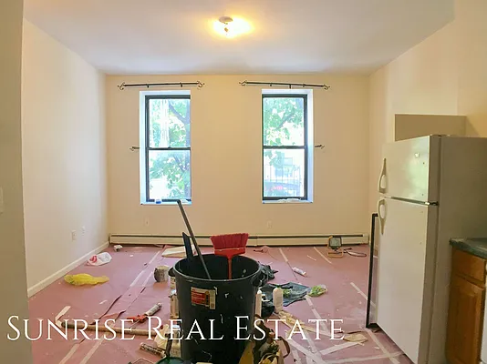 Rented by Sunrise Real Estate | media 17