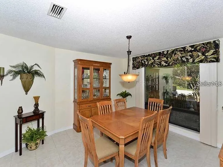 4841 Palm Aire Dr — Photo 5