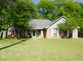 116 Northgate Dr, Starkville, MS 39759