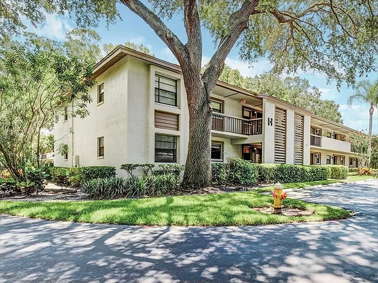 3042 Eastland Blvd #H203 — Photo 6