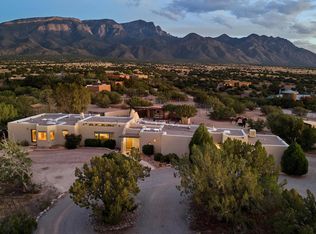 20 Ridge Rd, Placitas, NM 87043