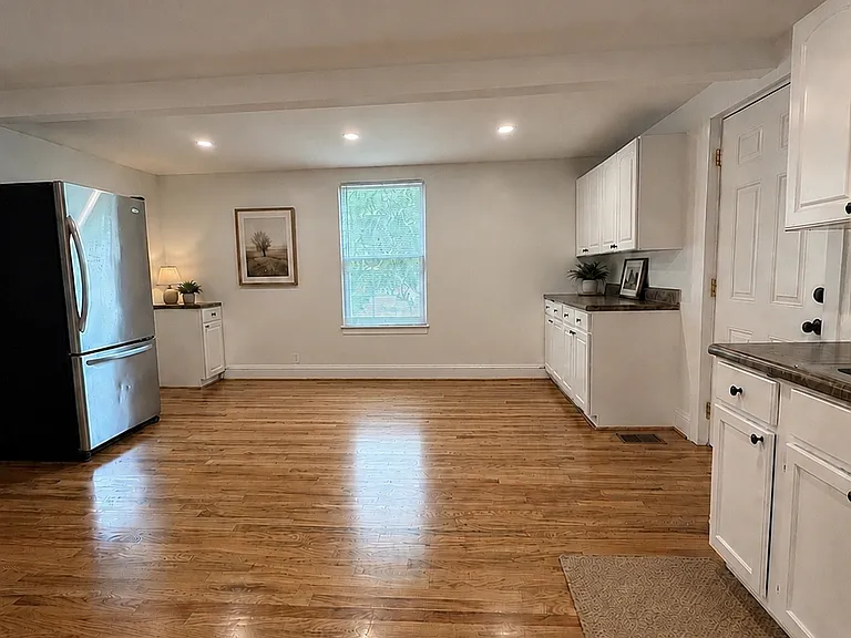 AI Generated virtual staging