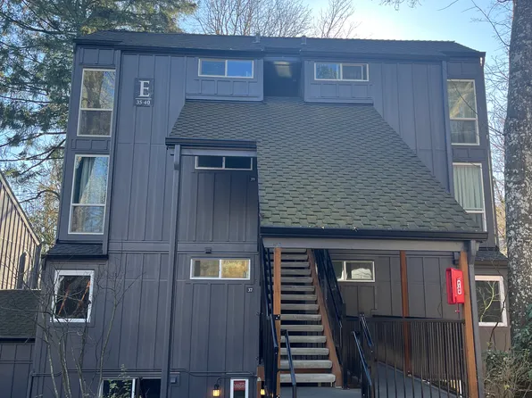 100 Kerr Pkwy, Lake Oswego, OR