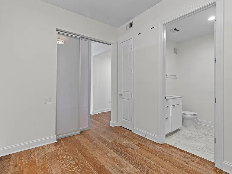 717 Riverside Dr — Photo 16