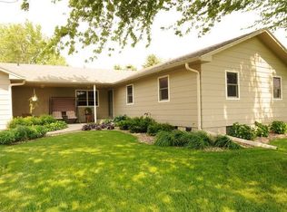 46514 Kloxin Dr, Hartford, SD 57033
