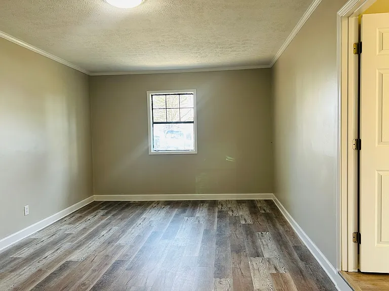 6165 Radford Dr — Photo 14
