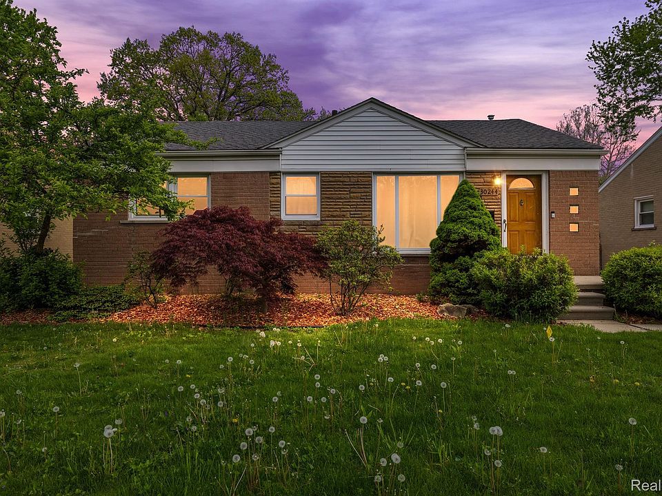 1st image of 30244 Grandon St