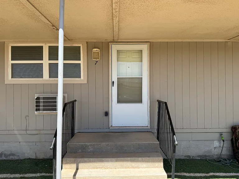 5909 E Dm #40-7 — Photo 1