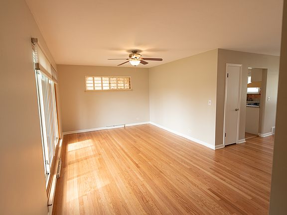 2nd image of 2321 Mayfair Ave