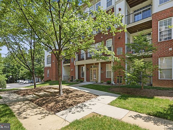 2nd image of 11506 Sperrin Cir Unit 305