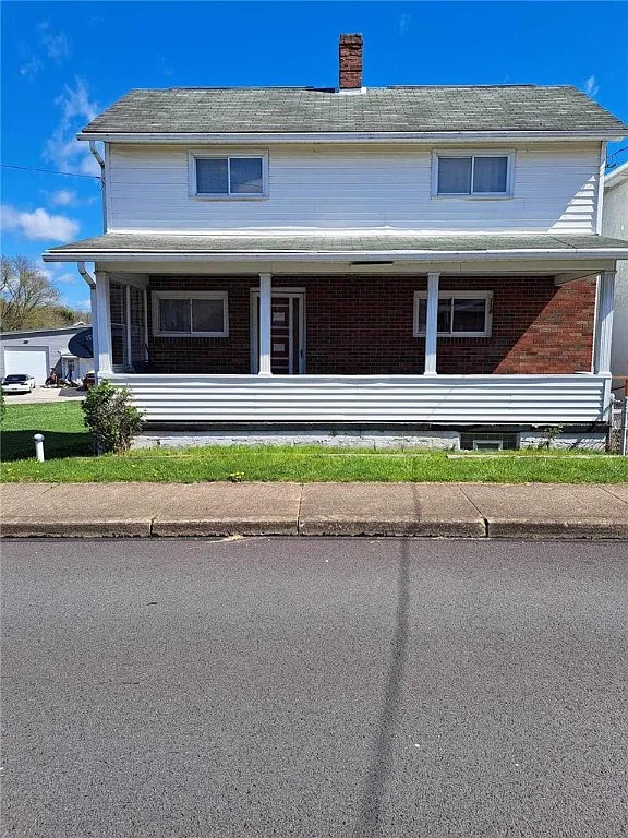 138 River Ave photo 1