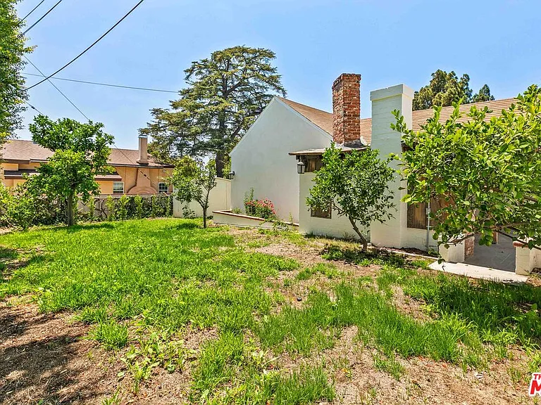 1722 Bel Aire Dr — Photo 27