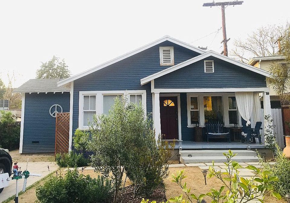1st image of 1859 Yosemite Dr