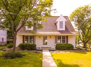 5400 Oak Ridge Dr, Willoughby, OH 44094