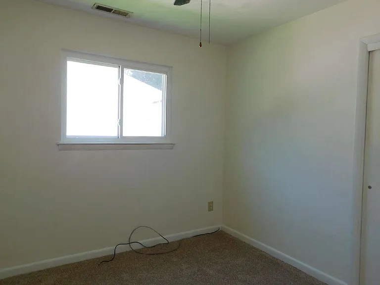 3825 Annie Ln — Photo 16
