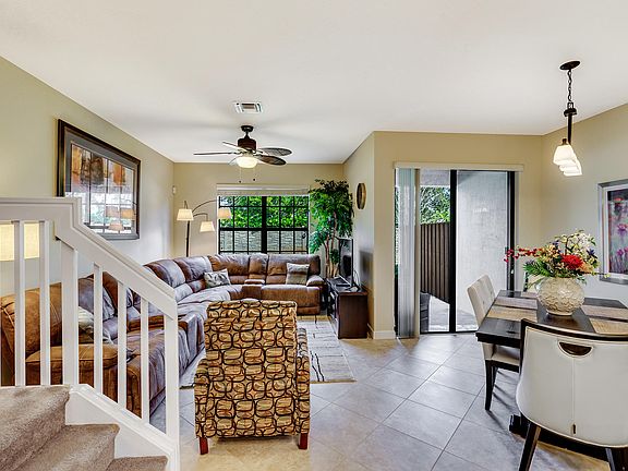 5th image of 10492 Wellington Parc Dr