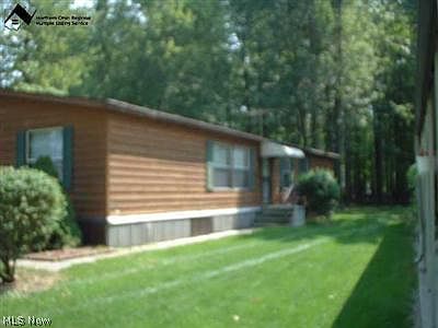1st image of 233 Twin Lake Dr